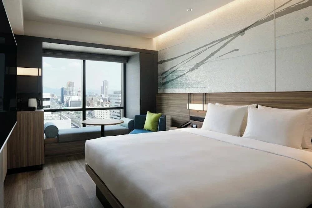 Courtyard by Marriott Osaka Honmachi - 4