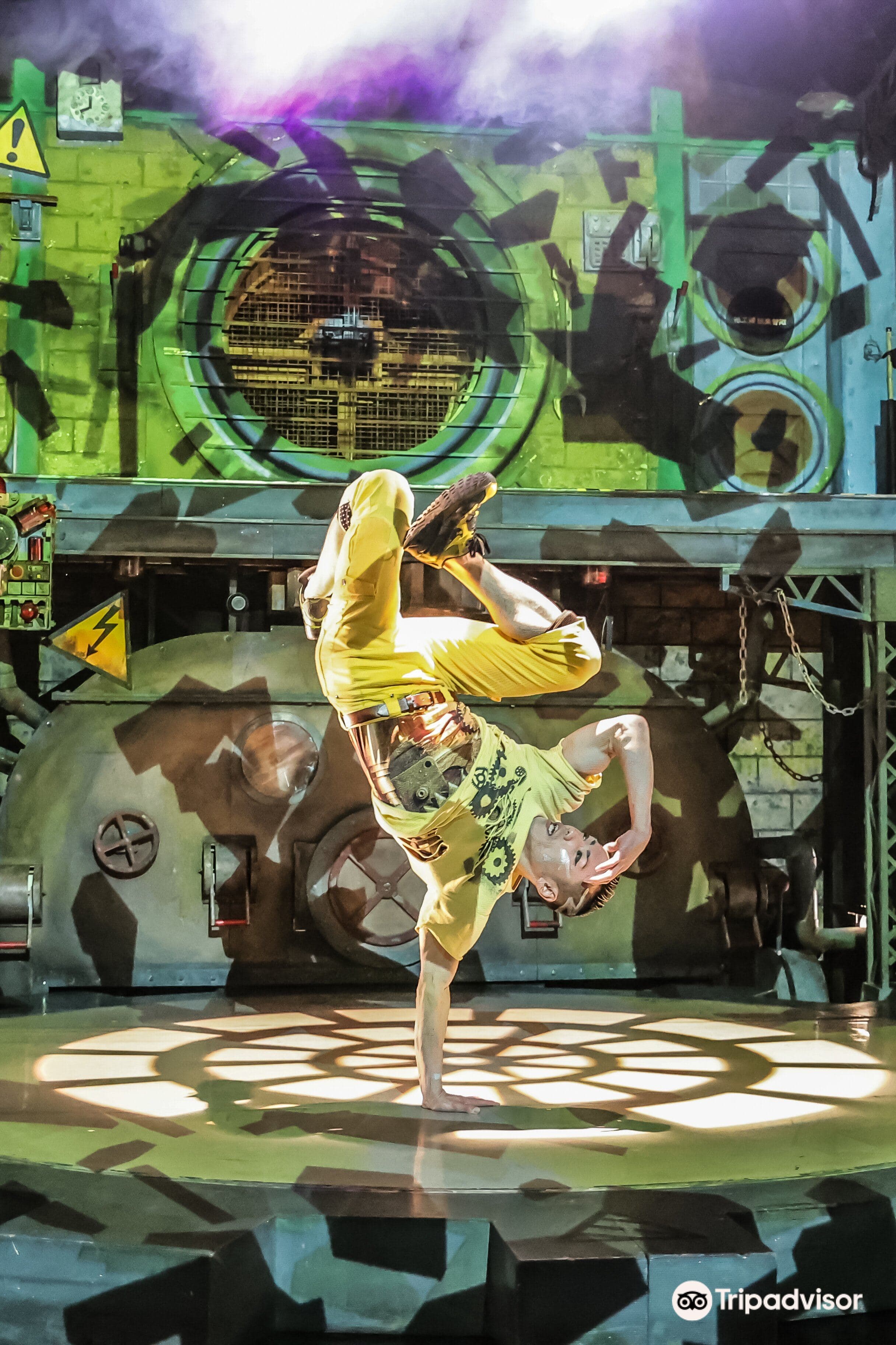 GEAR (Non-Verbal Theater)