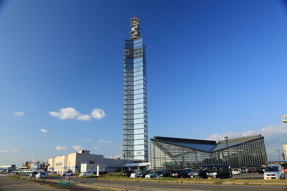 Michi-no-Eki Akita Hafen