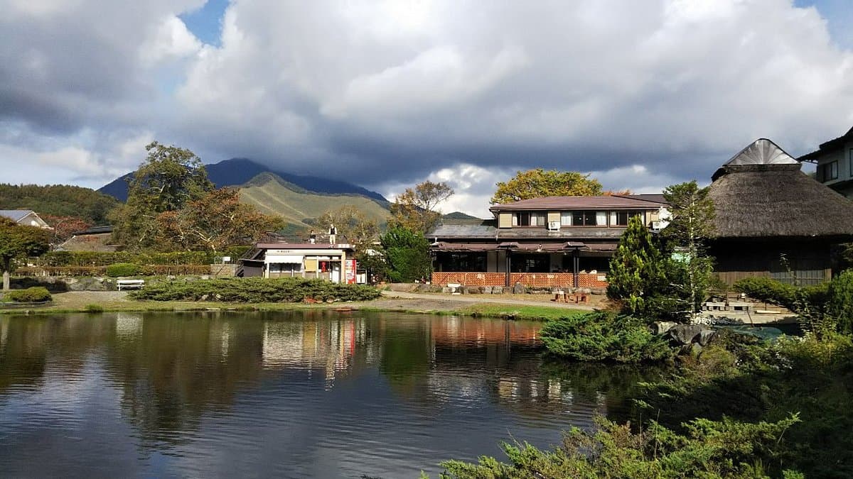 Hannoki Waldmuseum / Sokonuke Teich