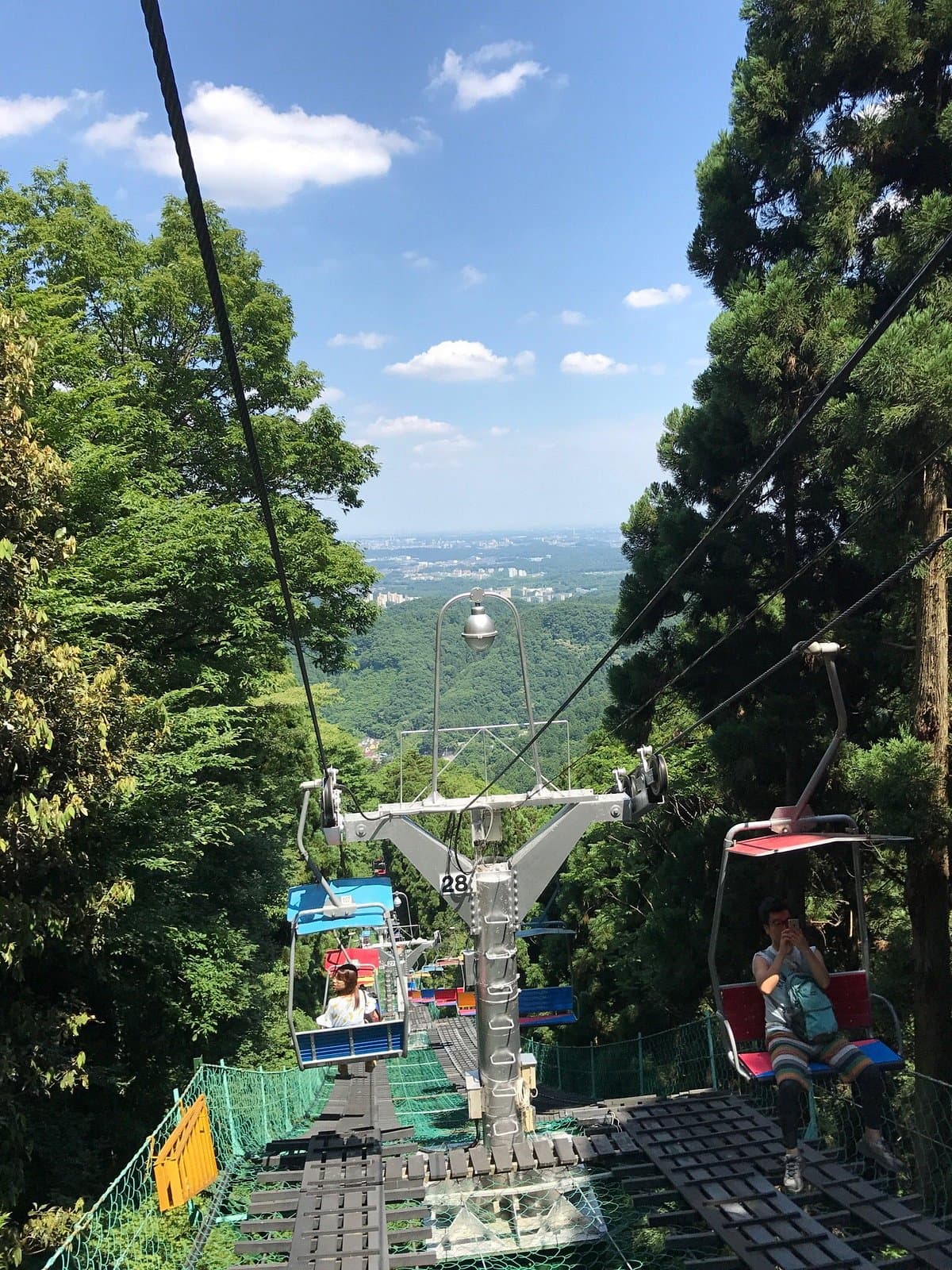 Sessellift am Berg Takao
