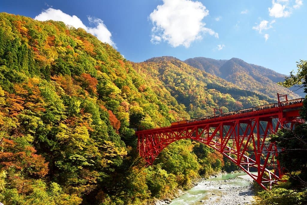 Kurobe-Schluchtbahn