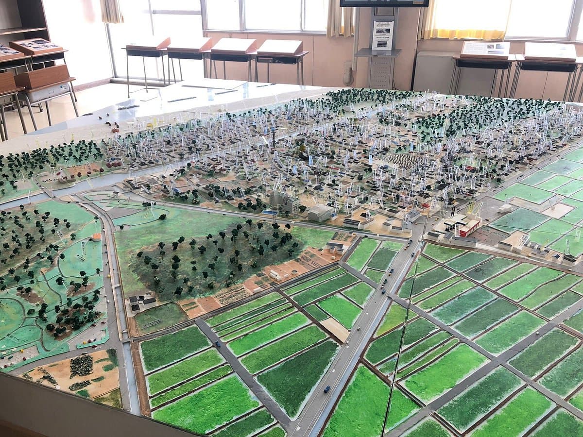 Ruinen der Arahama-Grundschule nach dem Großen Erdbeben in Ostjapan