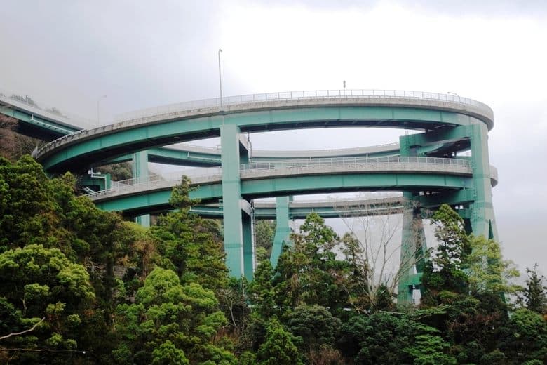 Kawazu Nanadaru Schleifenbrücke