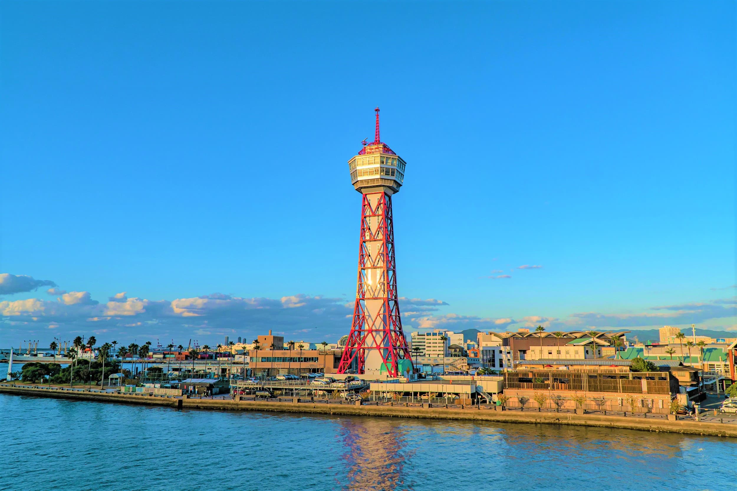 Hakata Port Tower