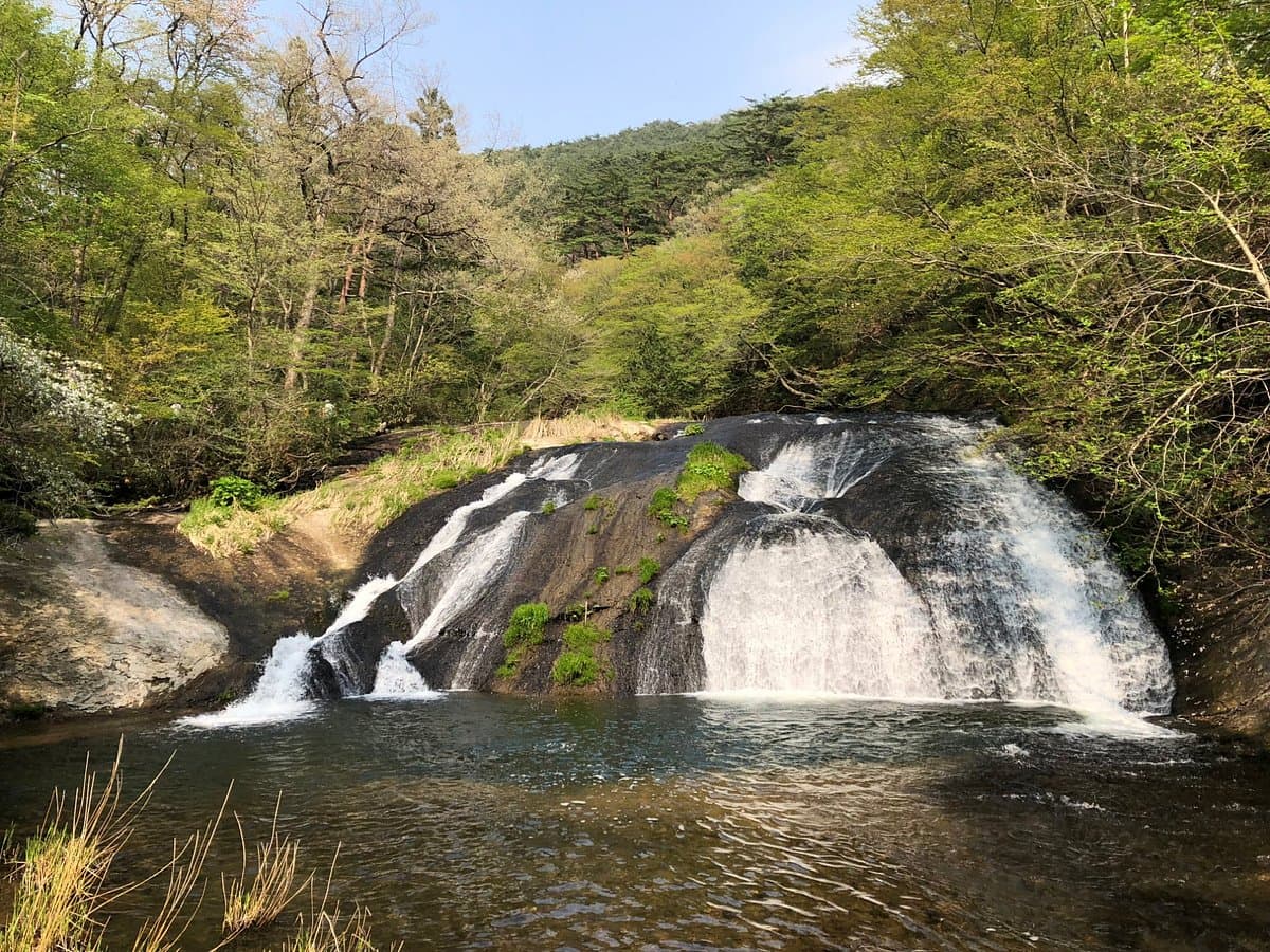 Kamabuchi no Taki Wasserfall