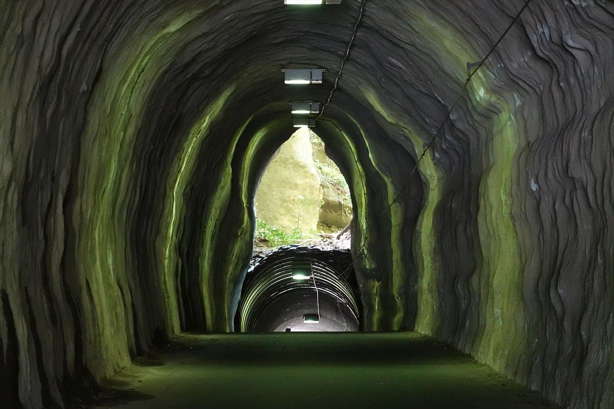 Kyoei / Mukoyama Tunnel