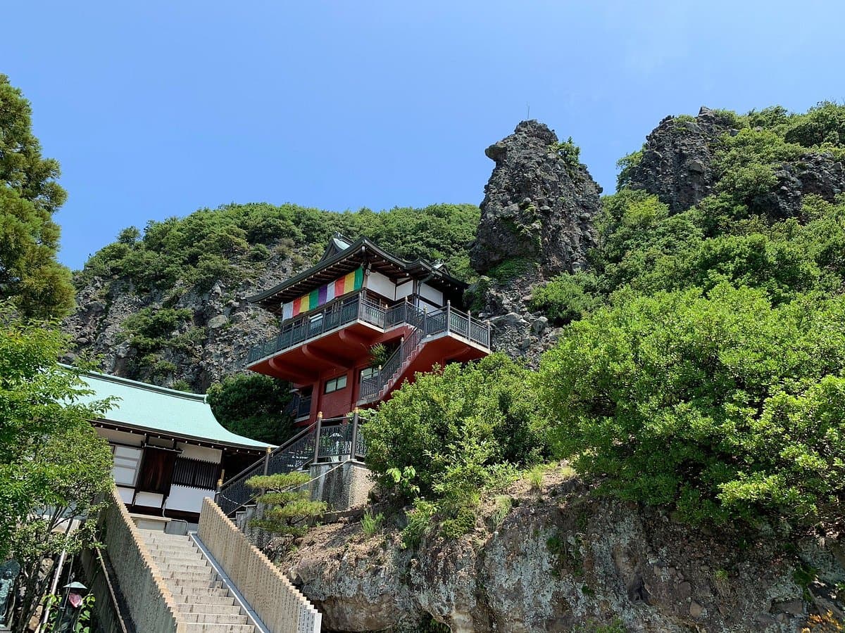Nishinotakiryusui-Tempel