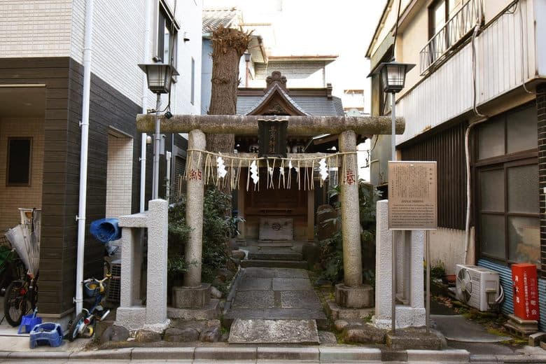 Jinnai Shrine cover image