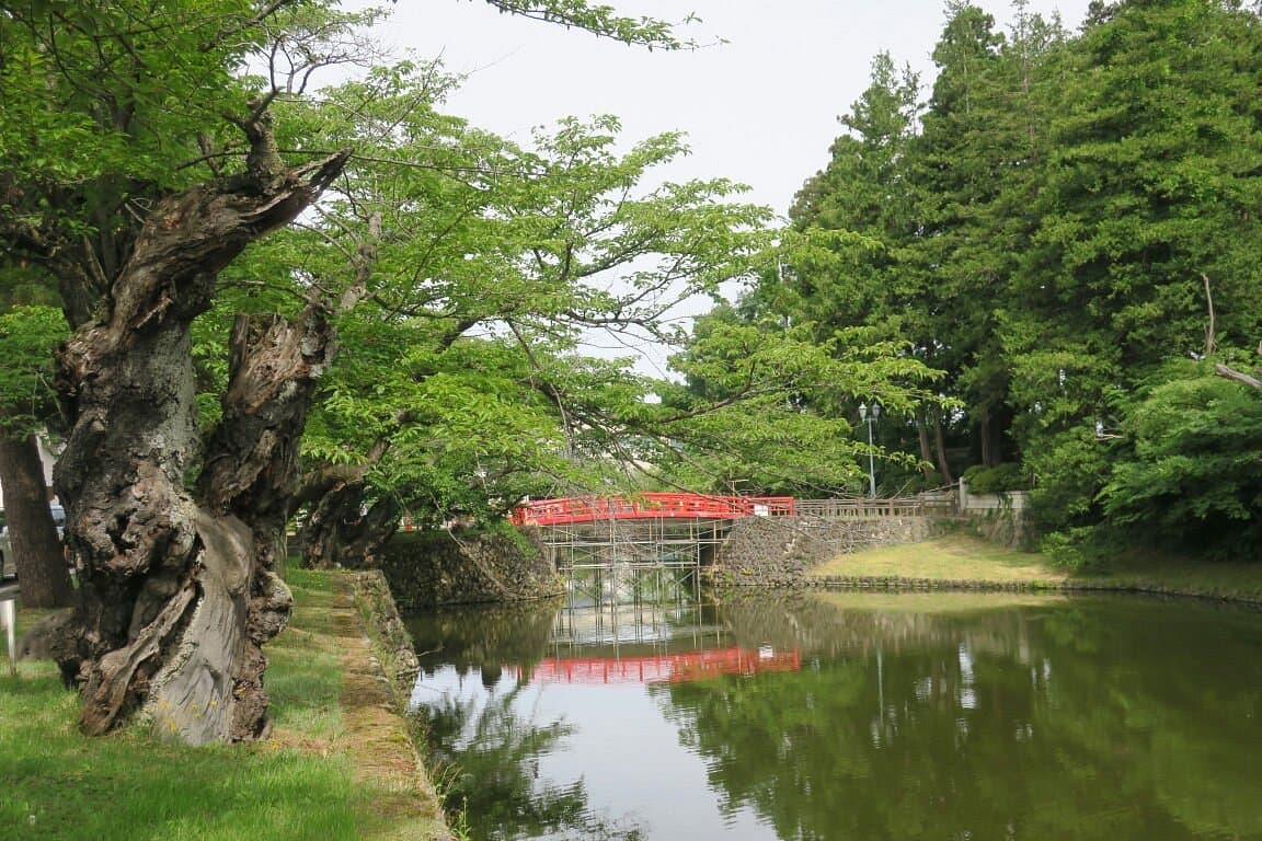 Burgruinen von Yonezawa / Matsugasaki Park
