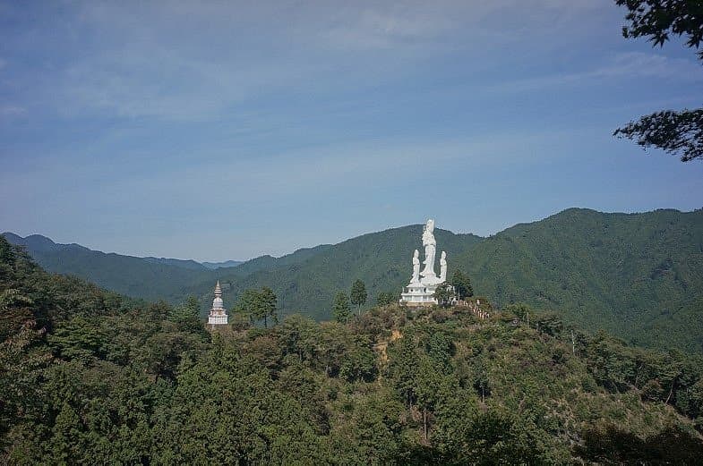 Torii Kannon
