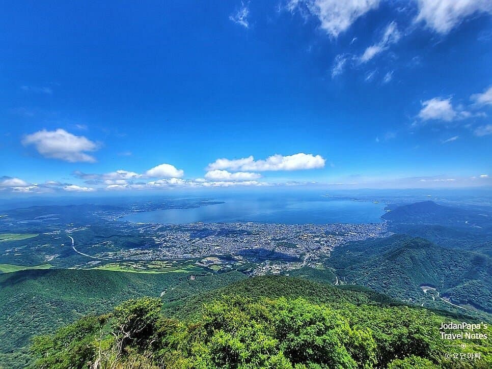 Berg Tsurumi