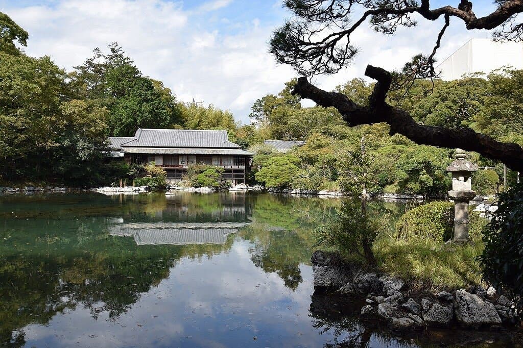 Rakujuen Park