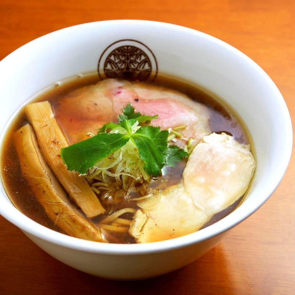 Ramen Touhichi: raffinierter Ramen auf Hühnerbrühe-Basis