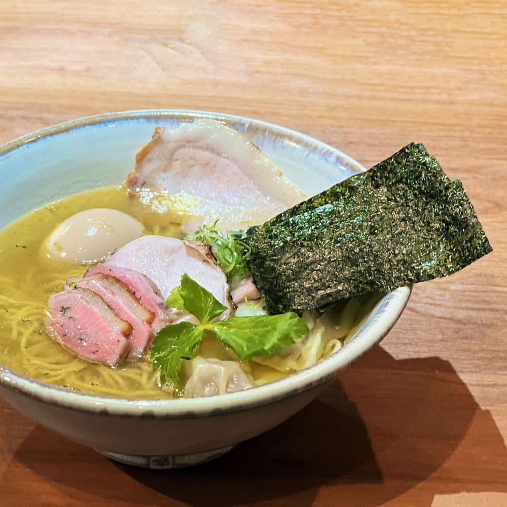 Japanese Ramen Gokan: raffinierter Ramen mit Dashi und Chashu