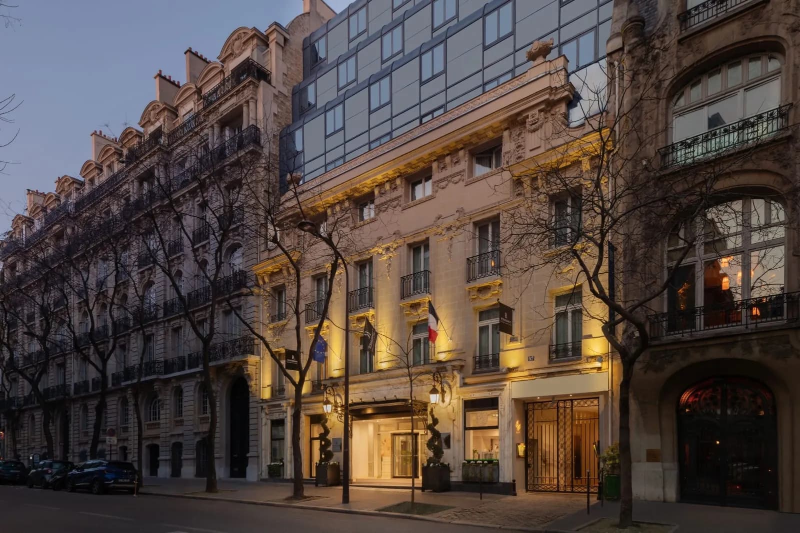 Renaissance Paris Nobel Tour Eiffel Hotel