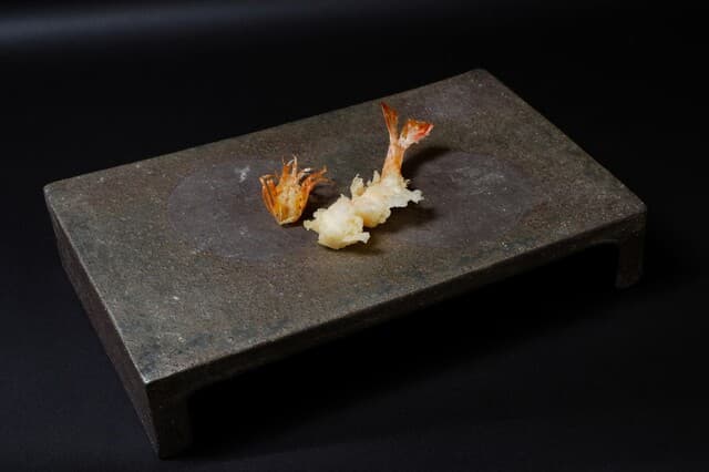 Tenpaku: Tempura-Omakase am Tresen mit sechs Plätzen