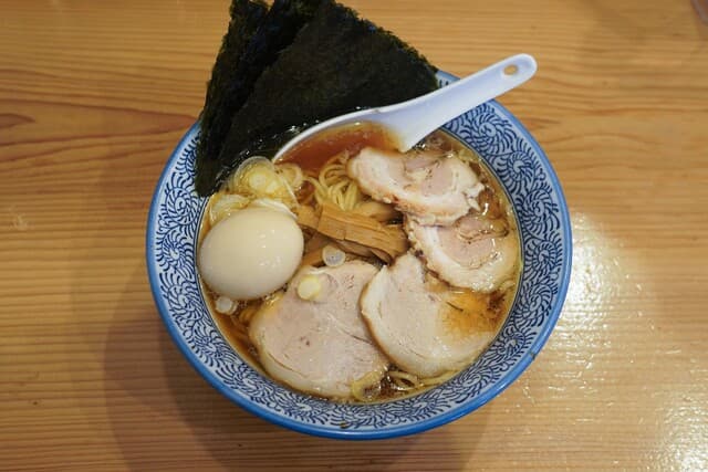 Chuka Soba Efu: Ramen mit hausgemachten Vollkornnudeln