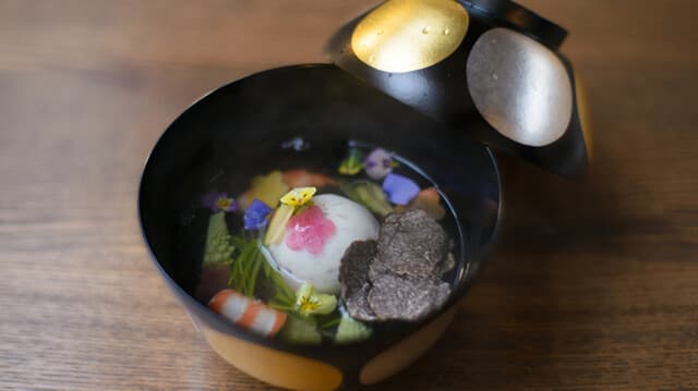 SHÓKUDŌ YArn: experimentelle europäische Küche