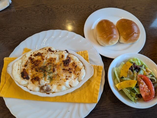 Gratin Senmon Ten Ami: Gratins mit Béchamel seit 1986