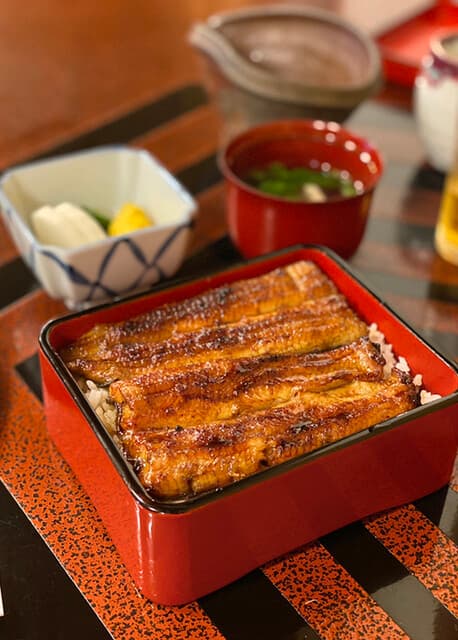 Unagi Sakuraya: Aal vom Holzkohlegrill im Kanto-Stil seit 1856