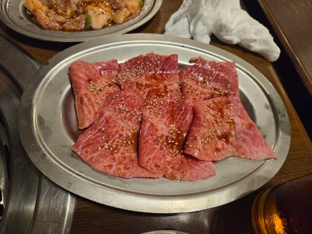 Yakiniku Fuji: Yakiniku vom Metzger mit Matsusaka-Rind