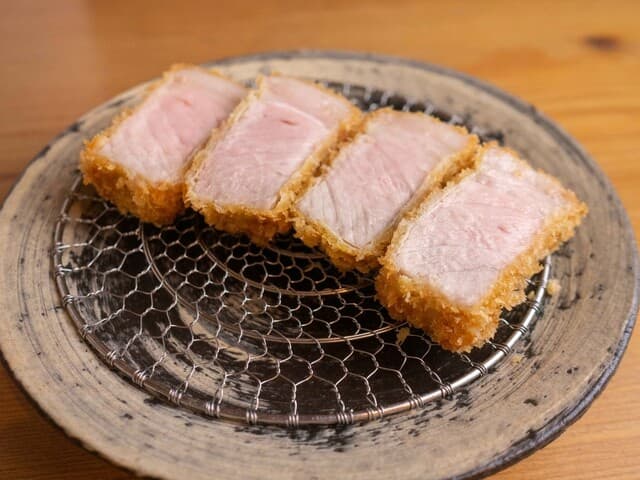 Tonkatsu Hajimari: Tonkatsu als Degustationsmenü am Tresen