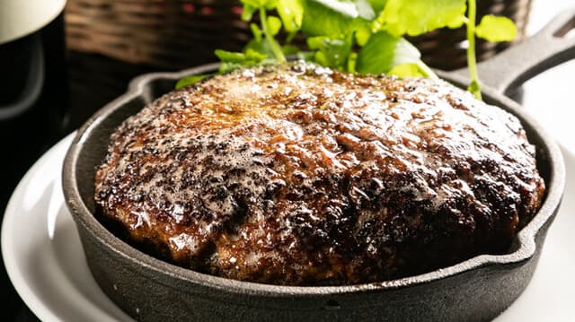 BUNON Fushimi: Weinbar mit Hamburg Steak und Foie gras