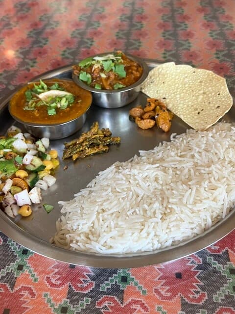 Akash: Regionale indische & nepalesische Küche