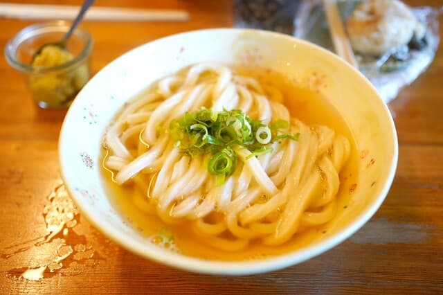 Miyoshi Udon: handgeschnittene Udon im Blockhaus