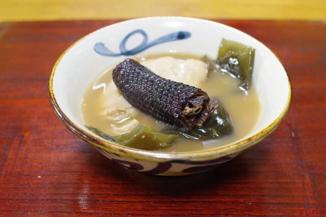 Kura Zushi: Okinawa-Menü mit Seeschlangensuppe
